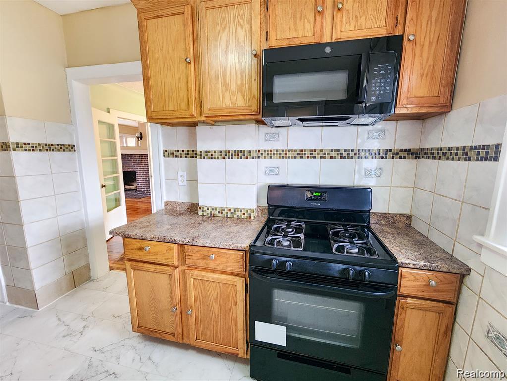 1612 Atkinson Street, Detroit, MI 48206 — Photo 18