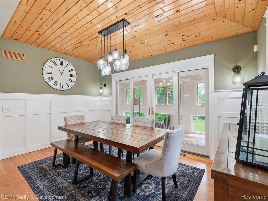 45625 W 9 Mile Road, Novi, MI — Photo 12
