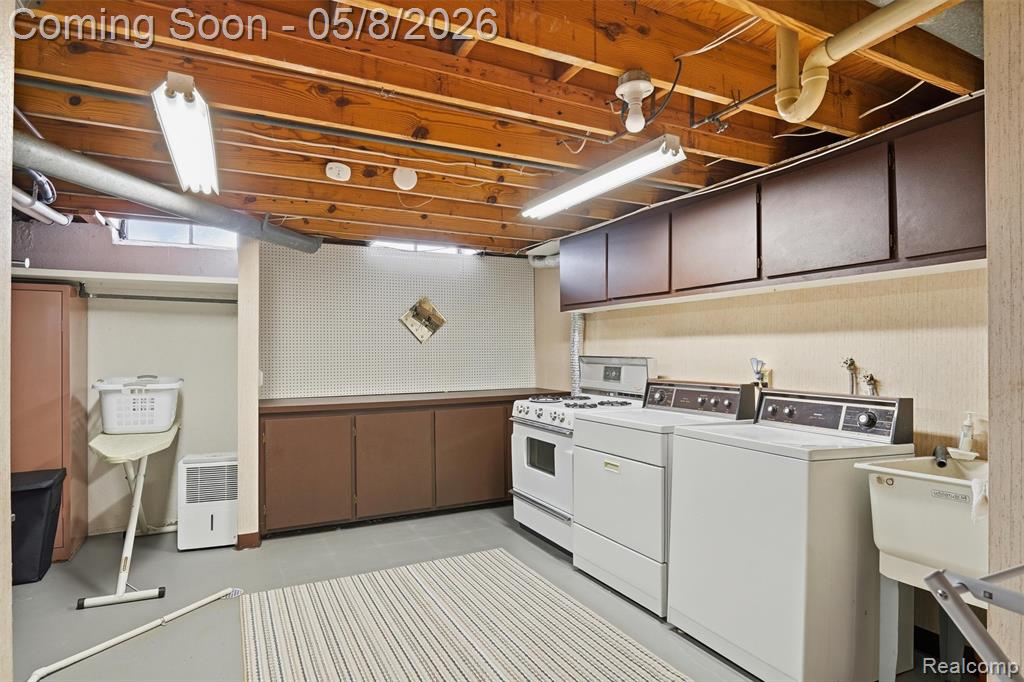 44088 Yorkshire Drive, Canton, MI 48187 — Photo 39