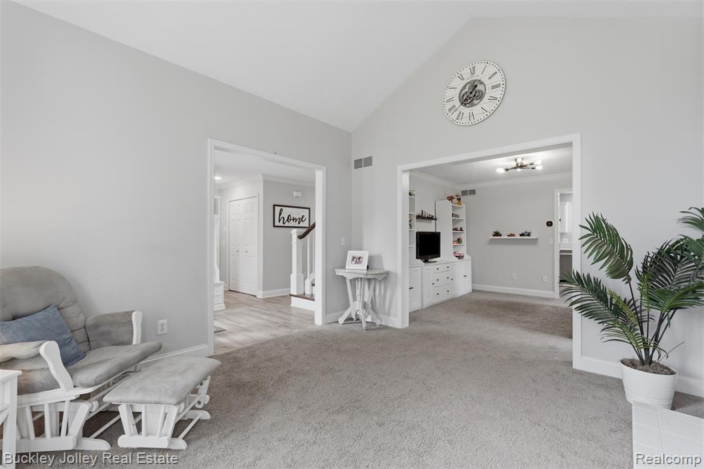 7829 Hillside Lakes Drive, Brighton, MI 48116 — Photo 18