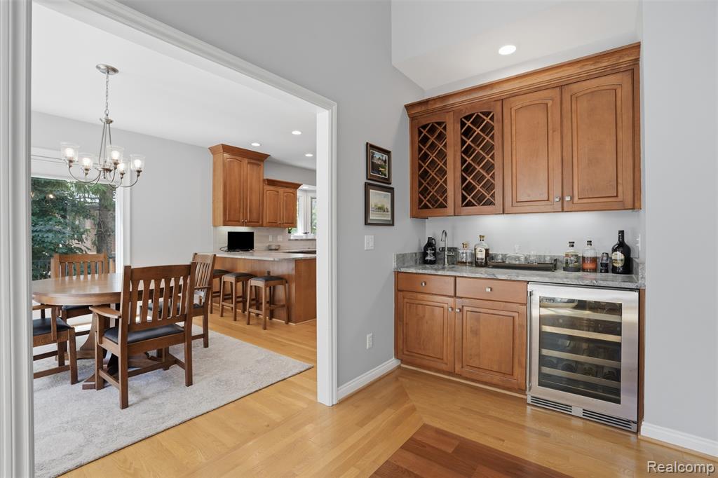 5483 Lake Ridge Drive, Brighton, MI 48116 — Photo 14