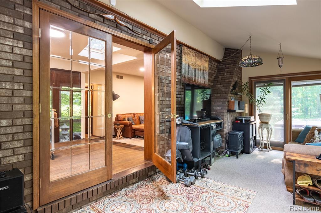 55535 WOODY Lane, South Lyon, MI 48178 — Photo 16
