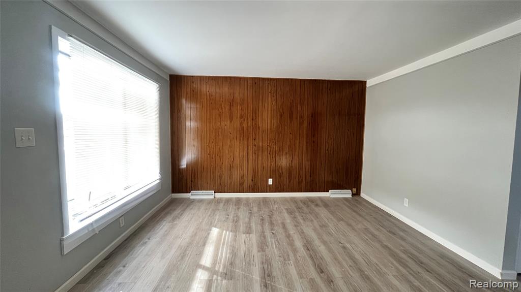 4251 Dolores Avenue, Warren, MI 48091 — Photo 3