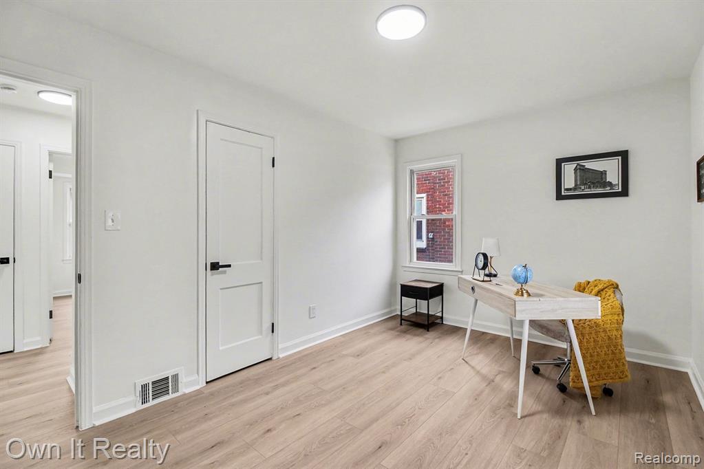 20242 Steel Street, Detroit, MI 48235 — Photo 15