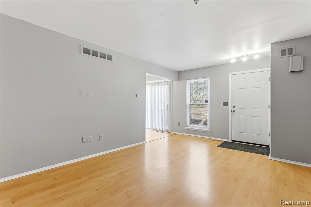 41009 Southwind Drive, Canton, MI 48188 — Photo 10