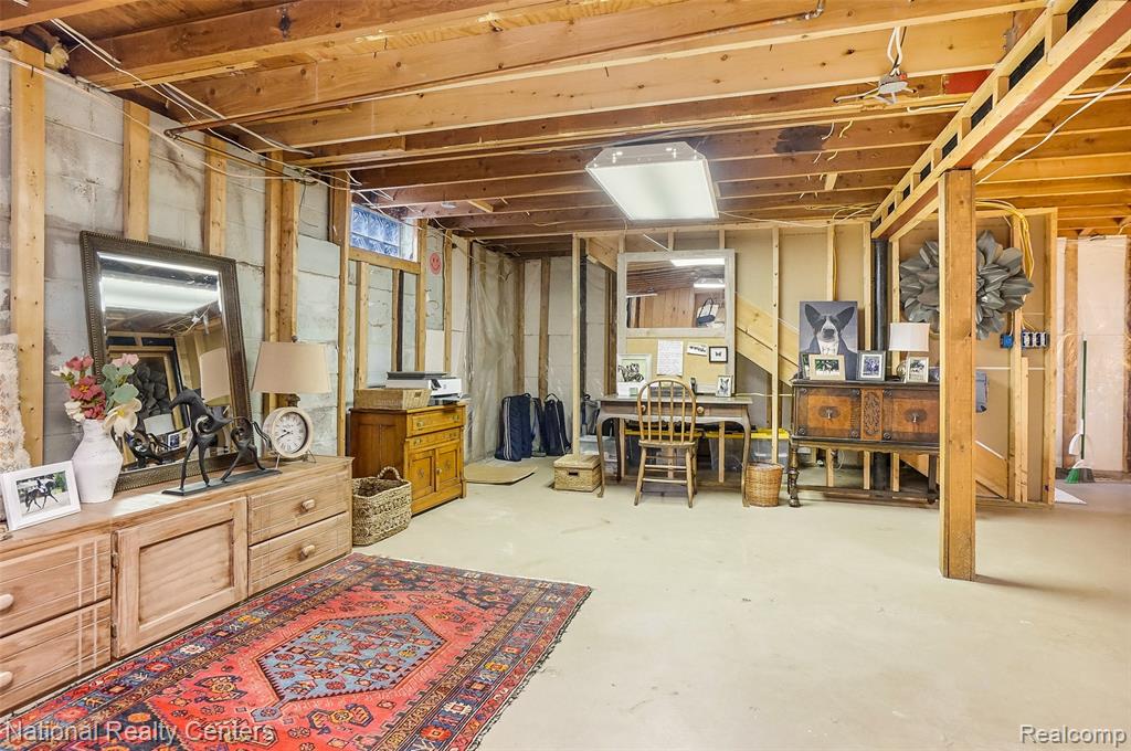61900 Richfield Street, South Lyon, MI 48178 — Photo 33