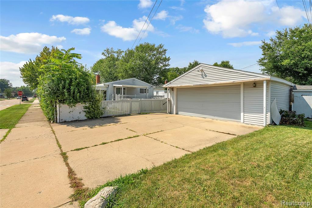 4517 Culver Street, Dearborn Heights, MI 48125 — Photo 9