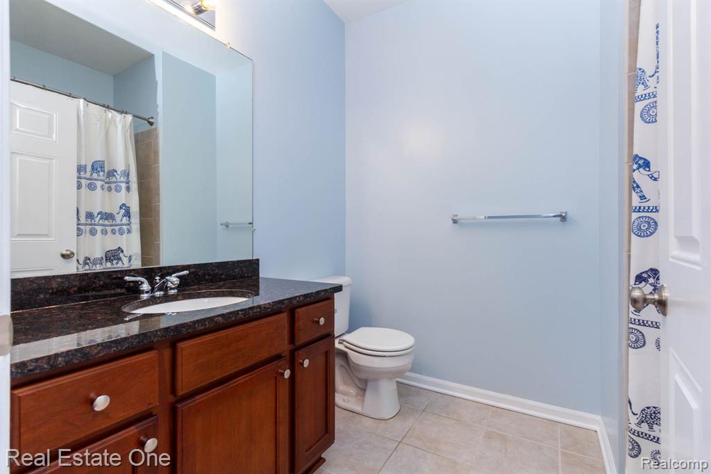934 W Summerfield Glen Circle, Ann Arbor, MI 48103 — Photo 18
