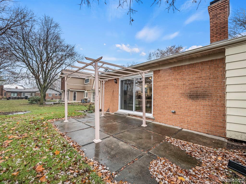980 Briston Drive, Rochester Hills, MI 48307 — Photo 6