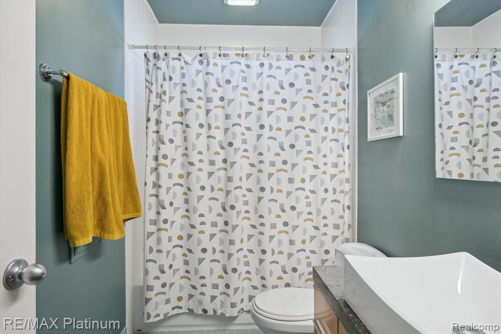 2123 Winewood Avenue, Ann Arbor, MI 48103 — Photo 23