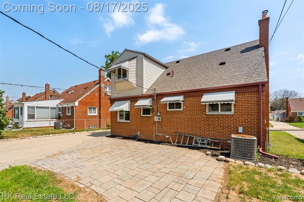 7564 Polk Street, Taylor, MI 48180 — Photo 35