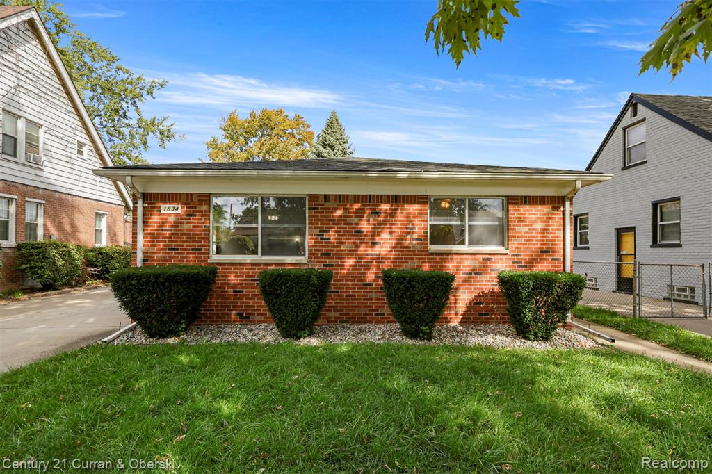1834 Mill St Apt A, Lincoln Park, MI 48146