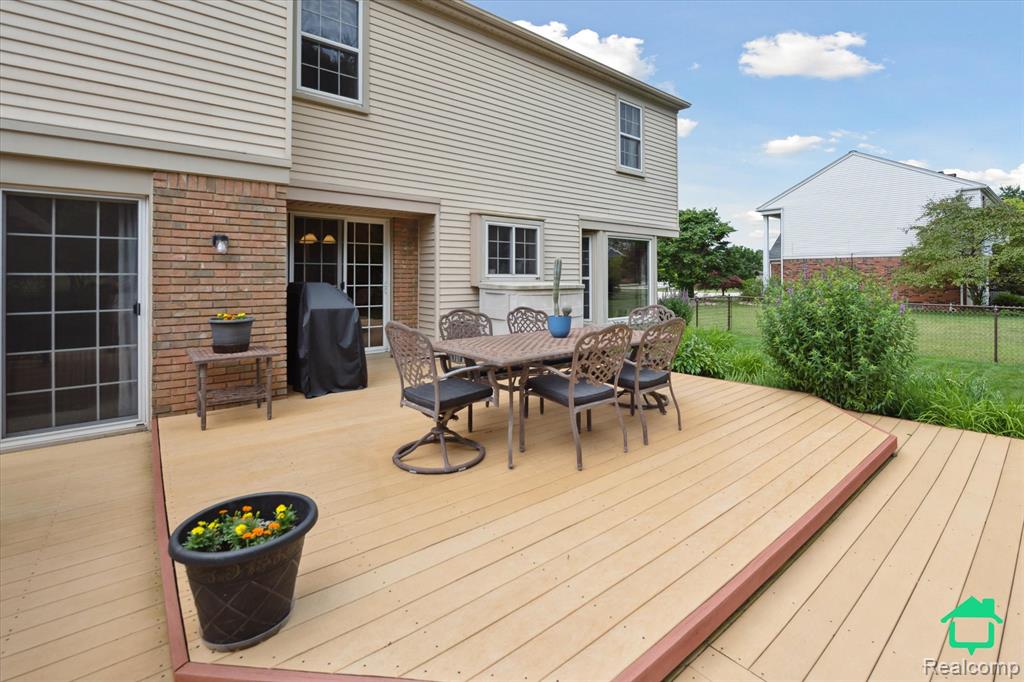 46518 E Oak Manor Court, Canton, MI 48187 — Photo 40