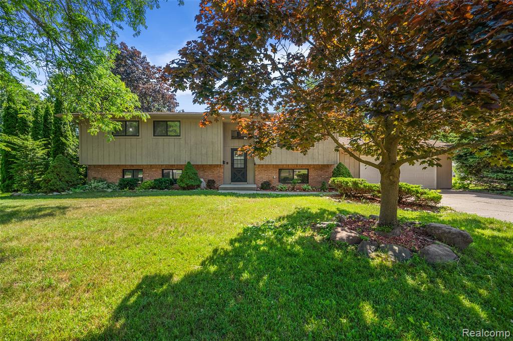 7427 Emerson, Washington, MI — Photo 2