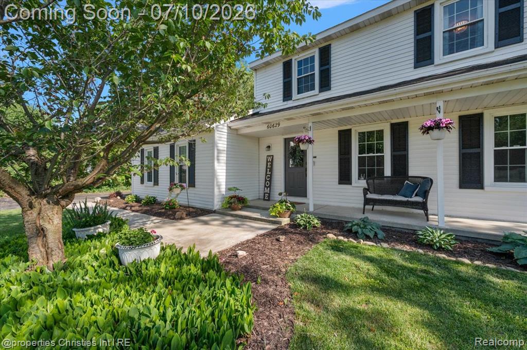 60629 Town Square Street, New Hudson, MI 48165 — Photo 2
