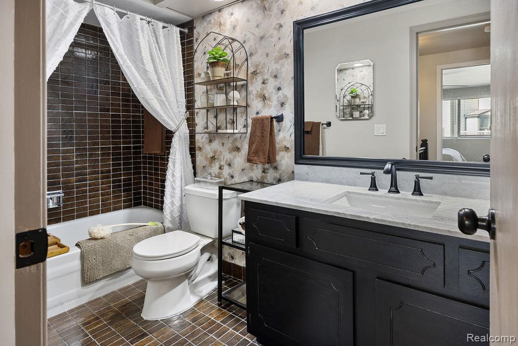886 Yorktown Court, Northville, MI 48167 — Photo 29
