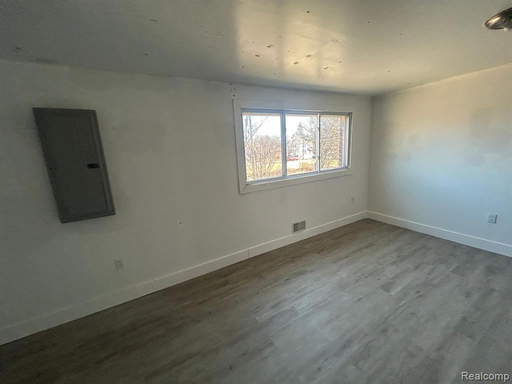 5258 NEWPORT Street, Detroit, MI 48213 — Photo 29