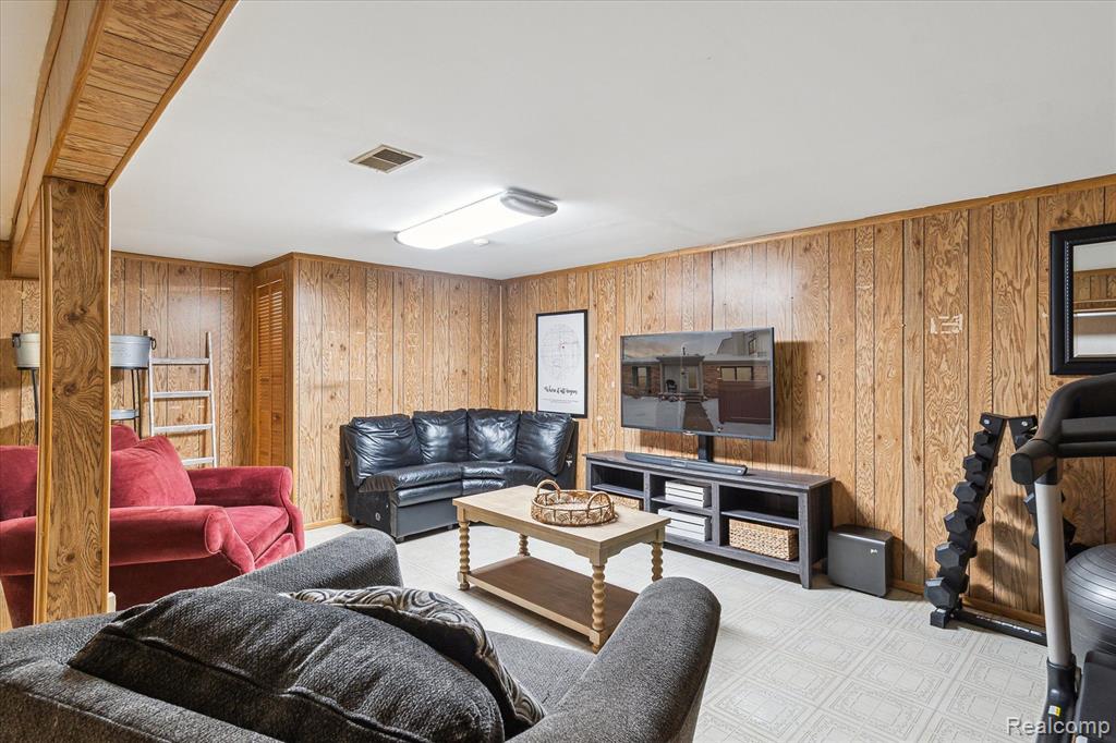 41354 SOUTHWIND Drive, Canton, MI 48188 — Photo 27