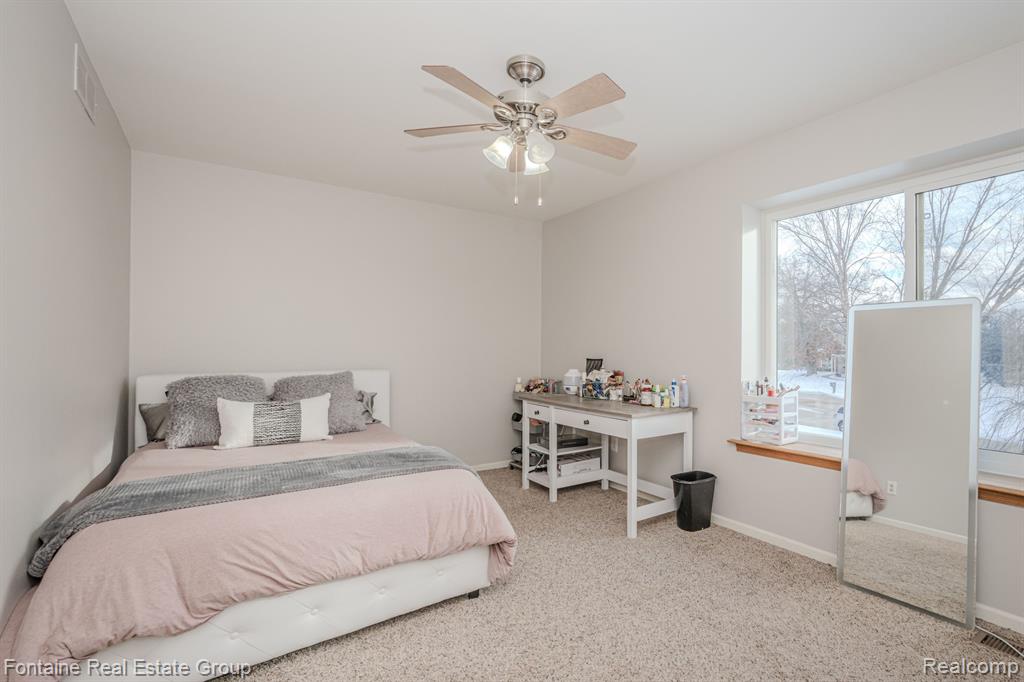 8742 WILLIAMSPORT Drive, White Lake, MI — Photo 16