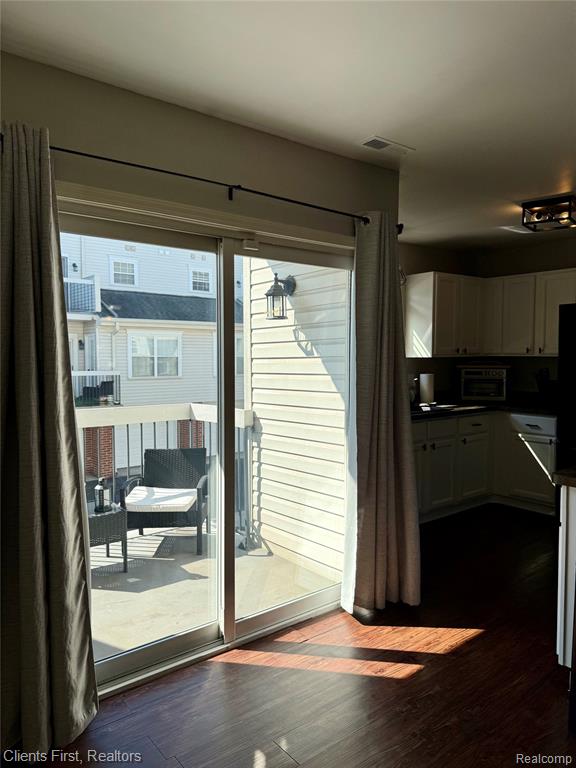 162 S Georgetown Square, Royal Oak, MI 48067 — Photo 20