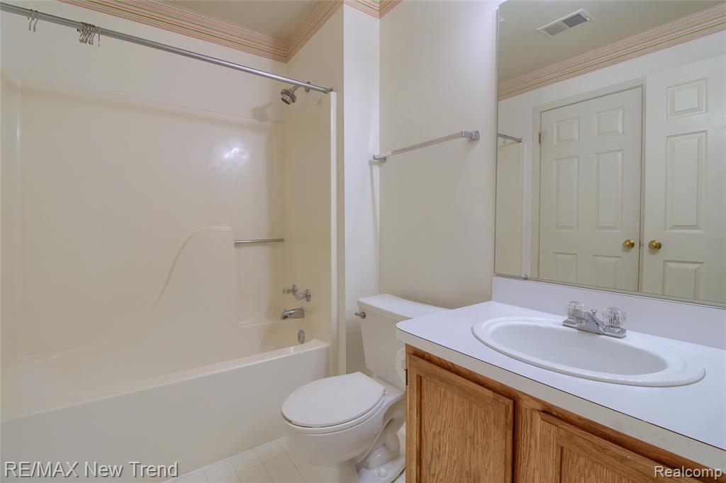 41404 BELDEN Circle, Novi, MI — Photo 24