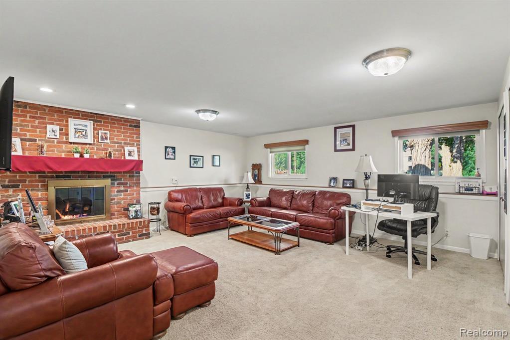 7370 Perry Lake Road, Clarkston, MI 48348 — Photo 16