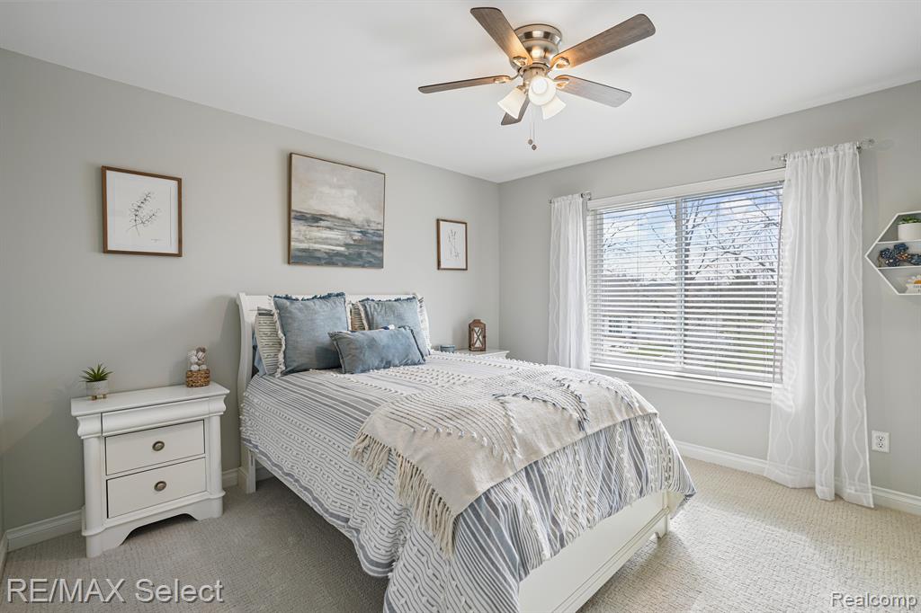 9212 HIDDEN OAKS Drive, Grand Blanc, MI 48439 — Photo 19