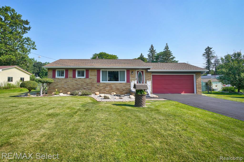 4085 Manner Drive, Flint, MI 48506 — front exterior