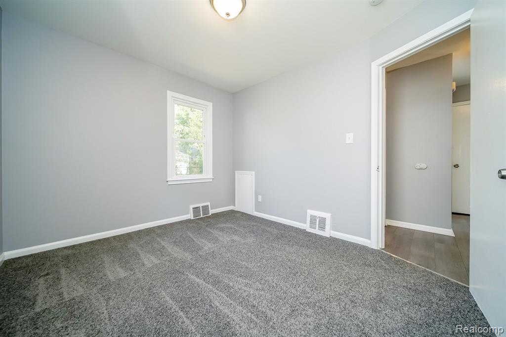 1175 SHARE Avenue, Ypsilanti, MI 48198 — Photo 32