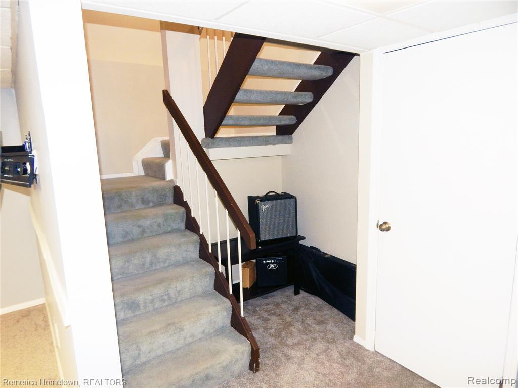 5200 Richard Run, West Bloomfield, MI — Photo 24
