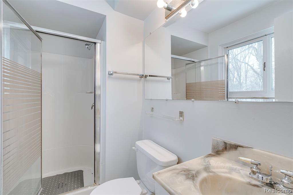 45900 Gainsborough Drive, Canton, MI 48187 — Photo 25
