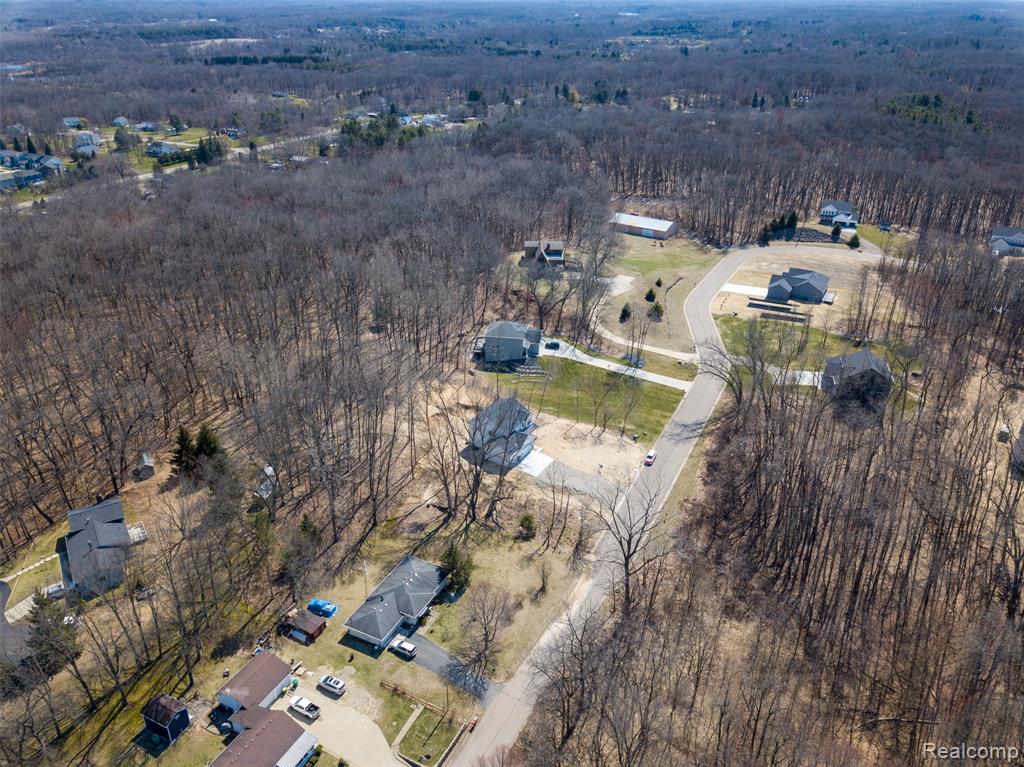 16085 Catalpa Ridge Drive, Holly, MI 48442 — Photo 37