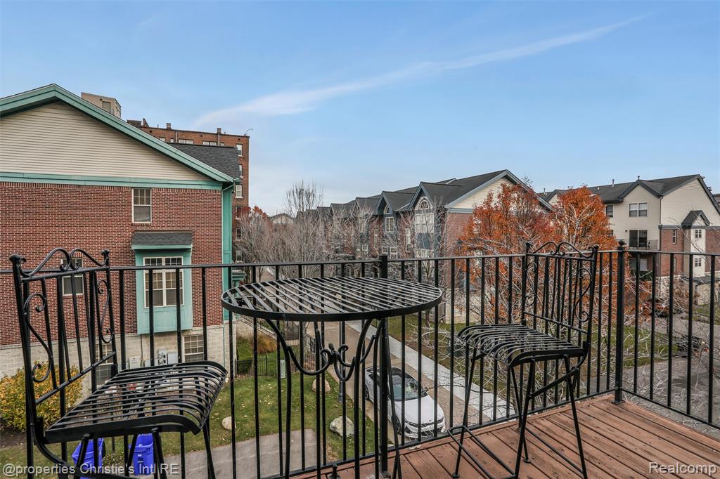 2542 WOODWARD Avenue, Detroit, MI 48201 — Photo 24