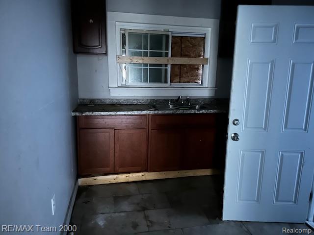4249 Elmhurst Street, Detroit, MI 48204 — Photo 8