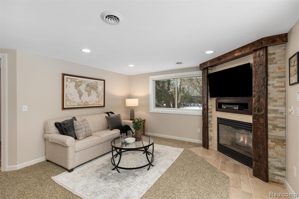 49474 Pine Ridge Court, Plymouth, MI 48170 — Photo 52