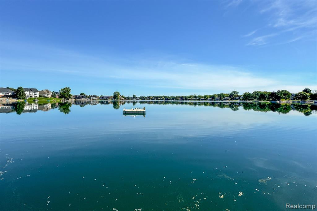 422 THORNEHILL Trail, Oxford, MI 48371 — Photo 50