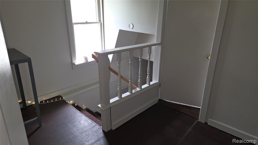 920 Huron Street, Flint, MI 48507 — Photo 18