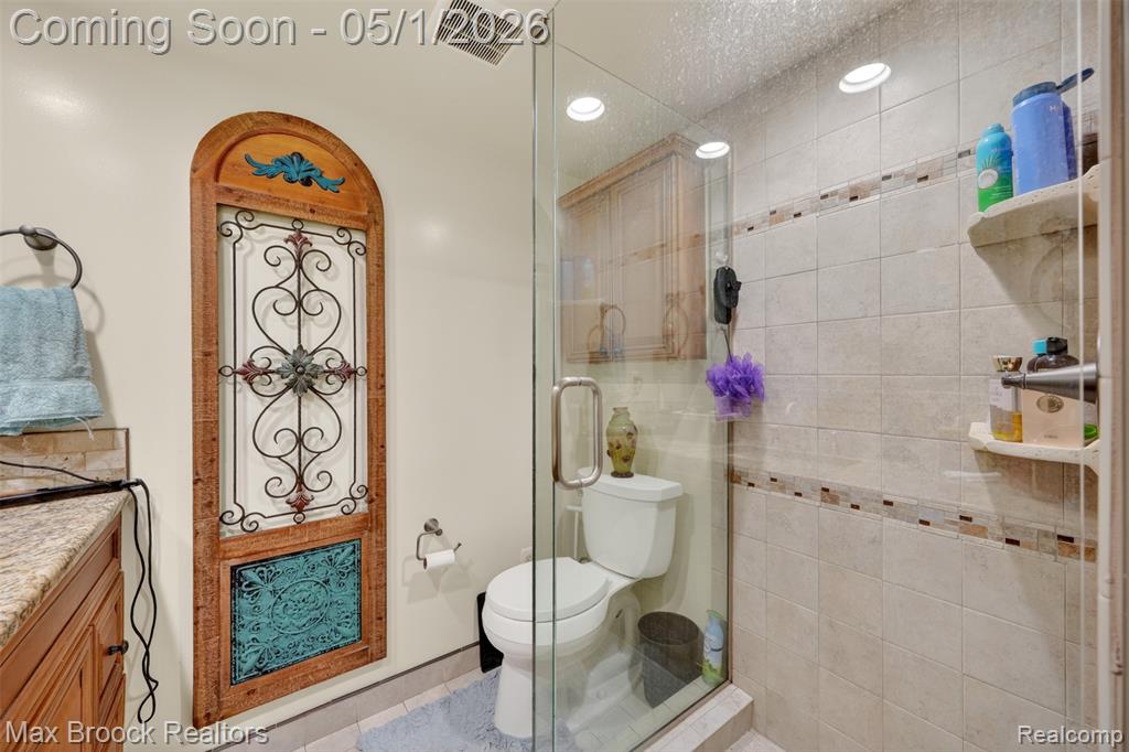 4856 Butler Drive, Troy, MI 48085 — Photo 20