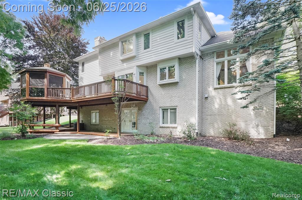 7439 Millwood, West Bloomfield, MI — Photo 52