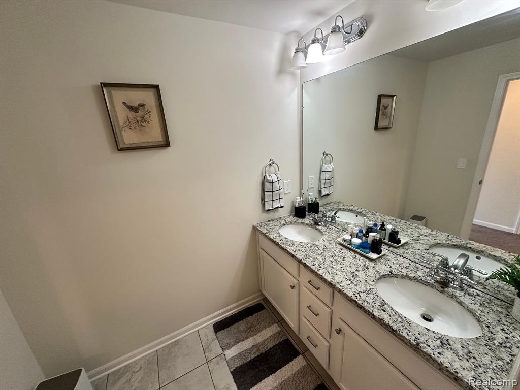 43541 PROSPECT, Novi, MI — Photo 33