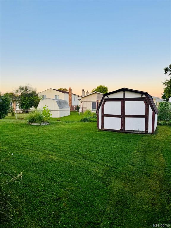 4768 Dreon Court, Sterling Heights, MI 48310 — Photo 2