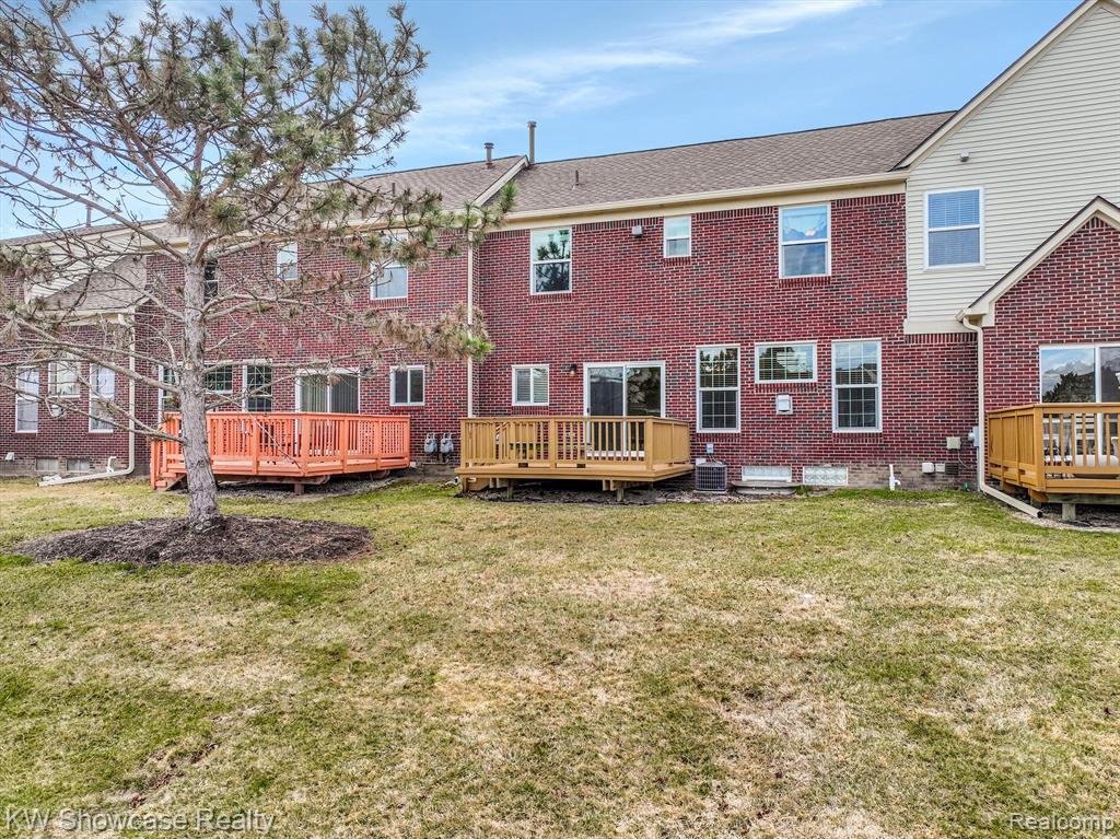 443 CONCORD Drive, Canton, MI 48188 — Photo 28