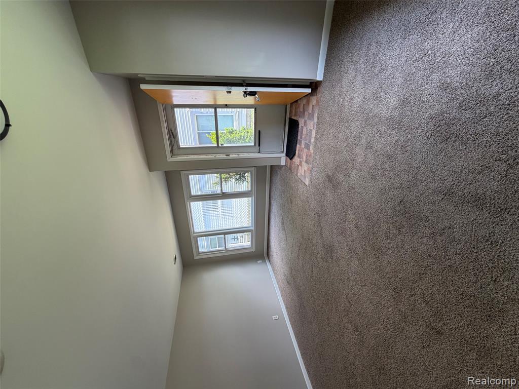 768 W MAPLEDALE Avenue, Hazel Park, MI 48030 — Photo 3