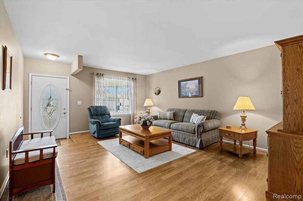 6544 POWDERHORN Drive, Canton, MI 48187 — Photo 6