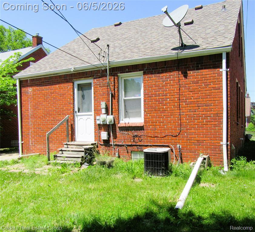 15556 Veronica Avenue, Eastpointe, MI 48021 — Photo 46