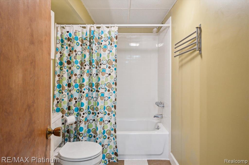 2123 Winewood Avenue, Ann Arbor, MI 48103 — Photo 35
