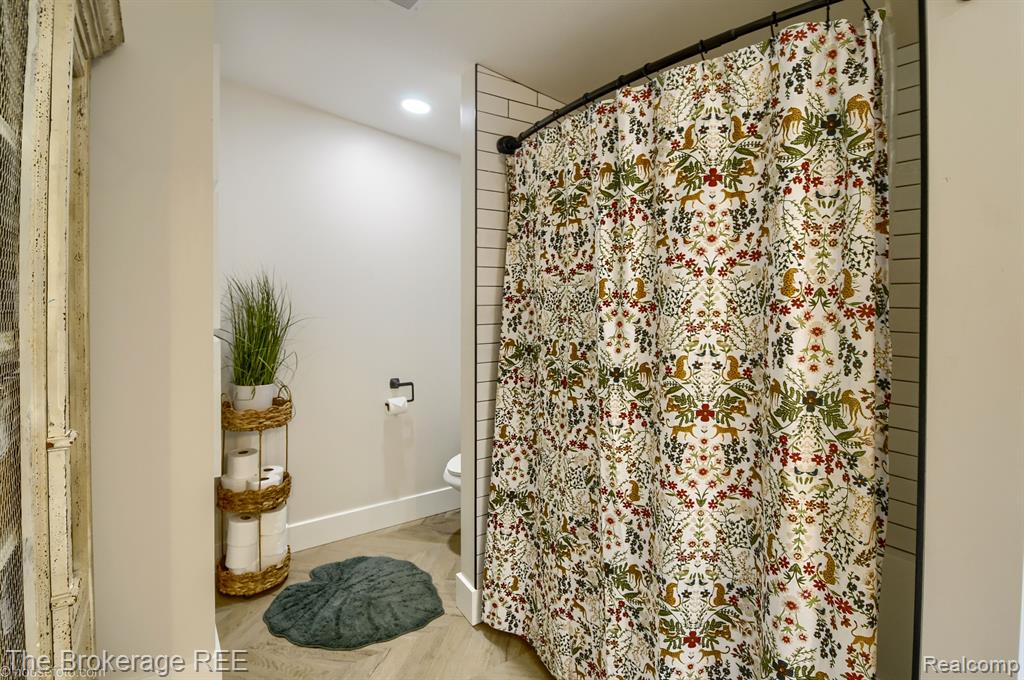 6179 W CARPENTER Road, Flushing, MI 48433 — Photo 48