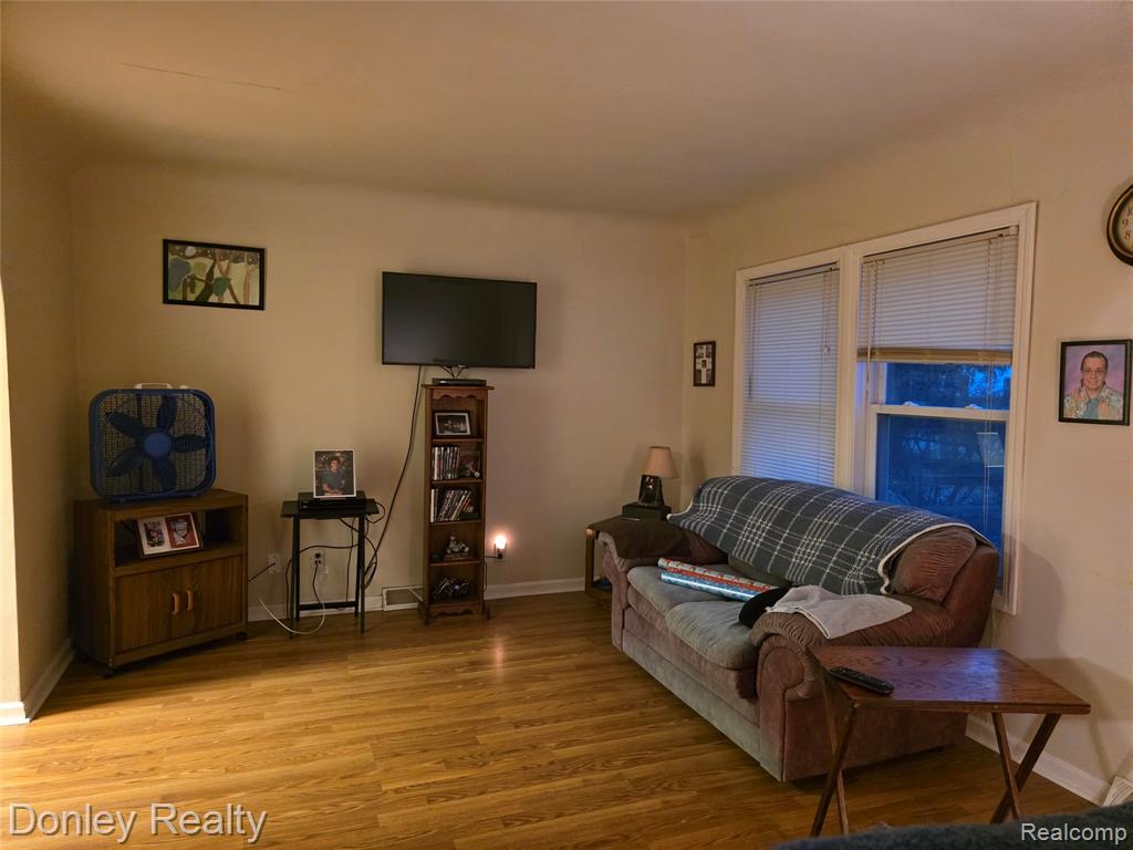 2835 Doyle Street, Marlette, MI 48453 — Photo 4