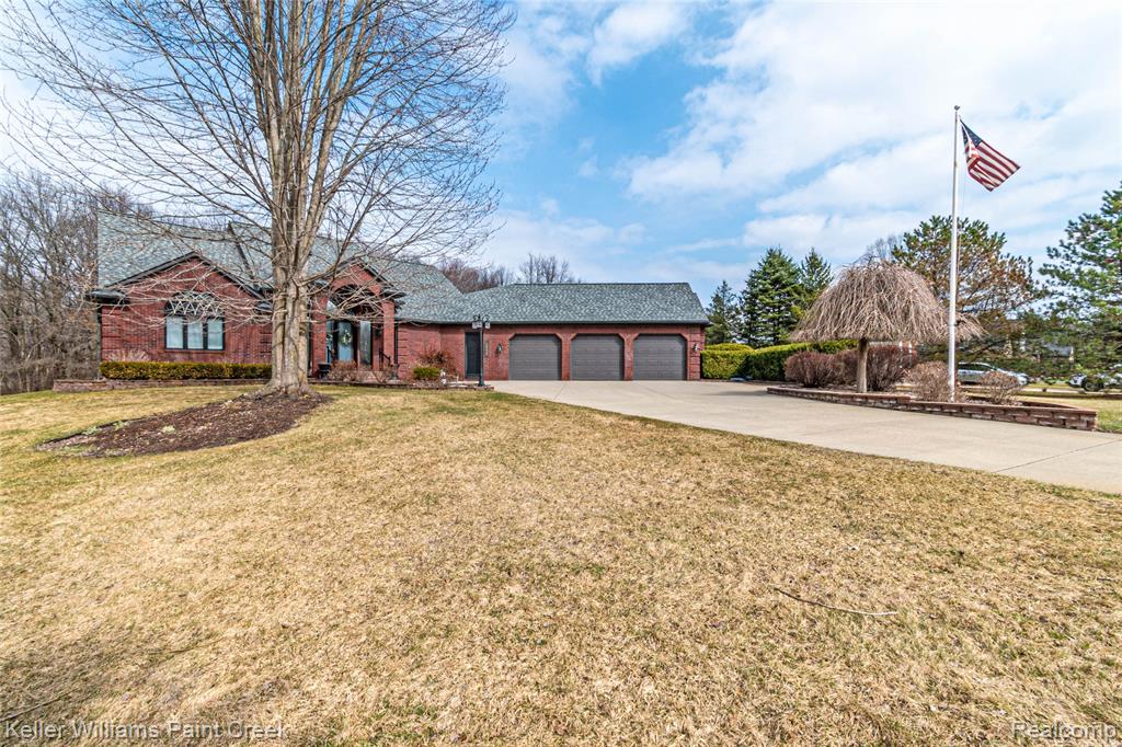 4998 Menominee Lane, Clarkston, MI 48348 — Photo 4