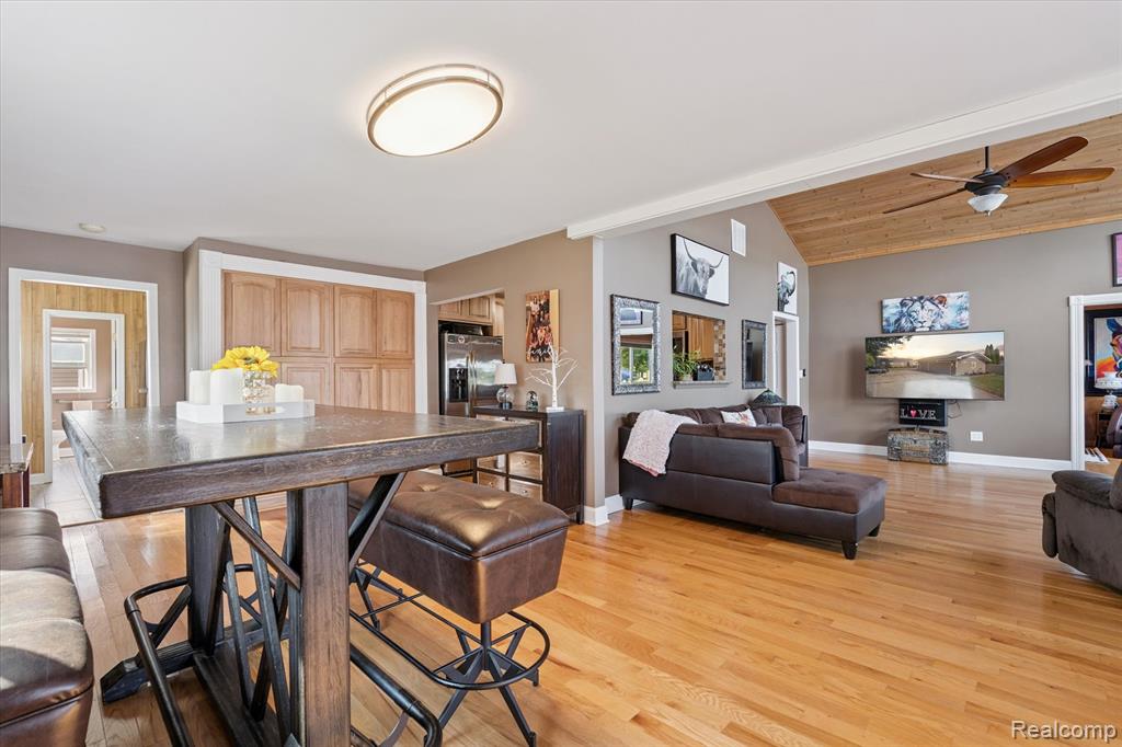 2236 Grove Park Road, Fenton, MI 48430 — Photo 17